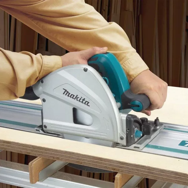Makita 12 Amp 6-1/2 in. Plunge Circular Saw with Guide Rail Connector Kit
