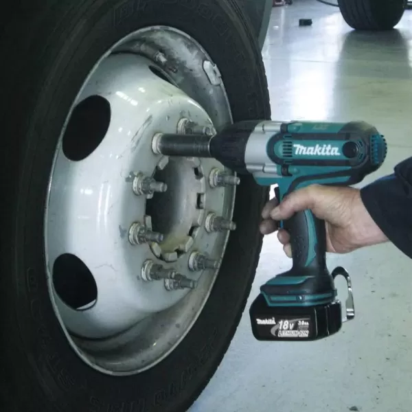 Makita 18-Volt LXT Lithium-Ion Cordless 1/2 in. Impact Wrench Kit with (1) Battery 3.0Ah, Charger, Tool Bag