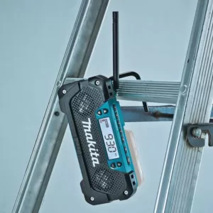 Makita 12-Volt MAX CXT Lithium-Ion Cordless MP3 Compatible Compact Job Site Radio (Tool Only)